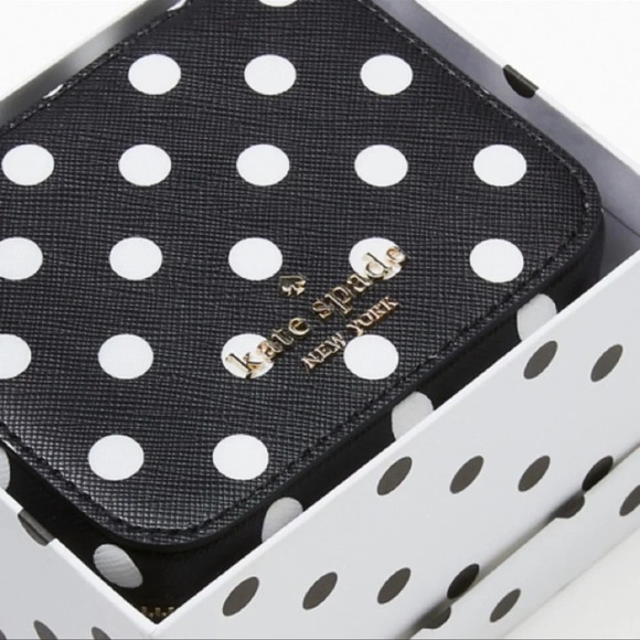 Kate Spade Boxed Travel Jewelry Holder - Picture 2 of 3